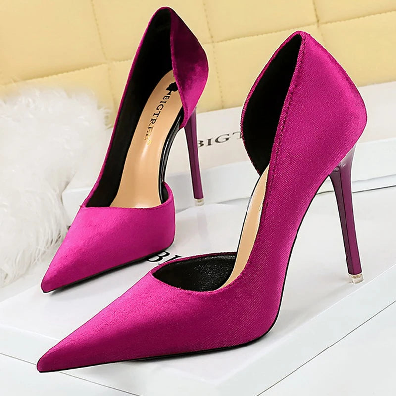 Suede Stiletto Pumps – Luxe High Heels for Parties & Beyond