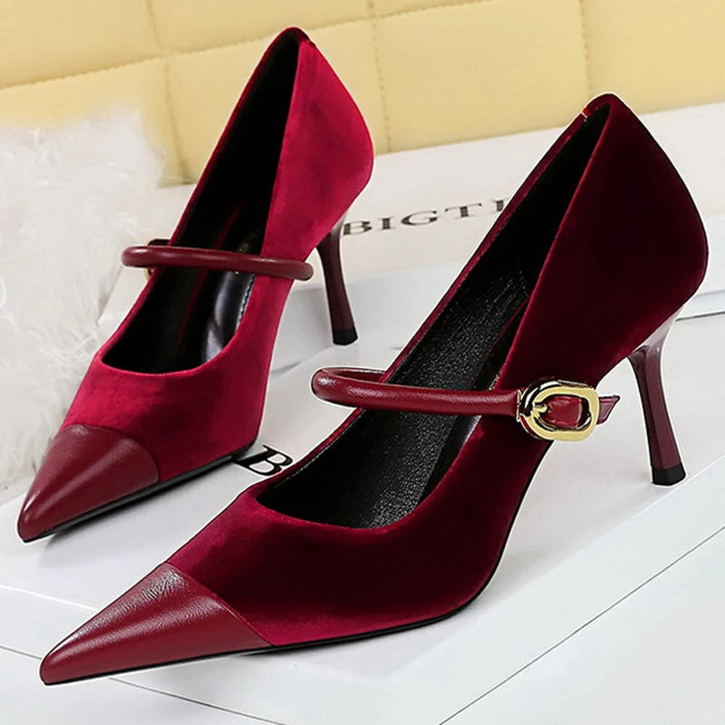 Buckle Pointed Suede Stilettos – Chic High Heels in 7cm & 10cm